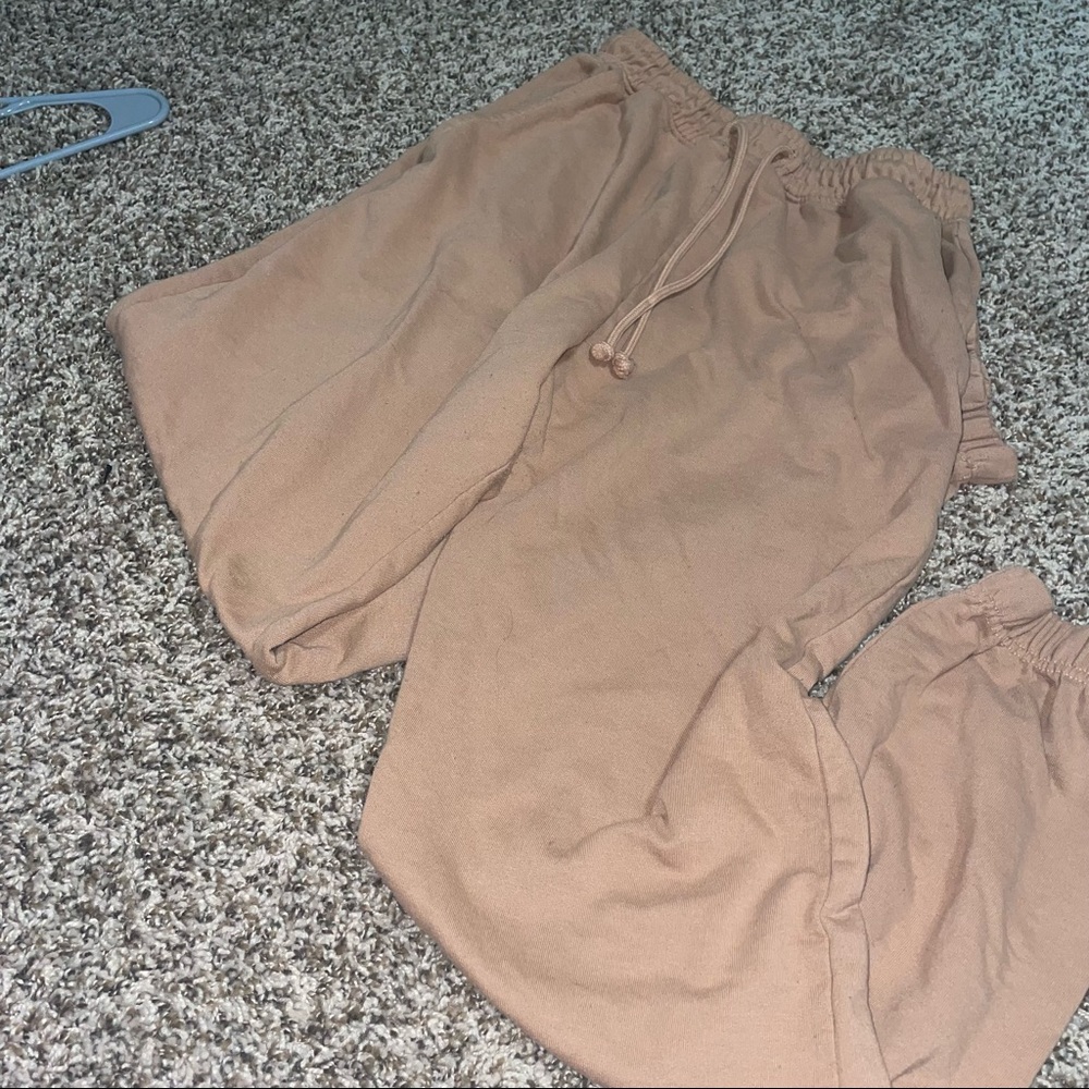 Joggers - Picture 6 of 6